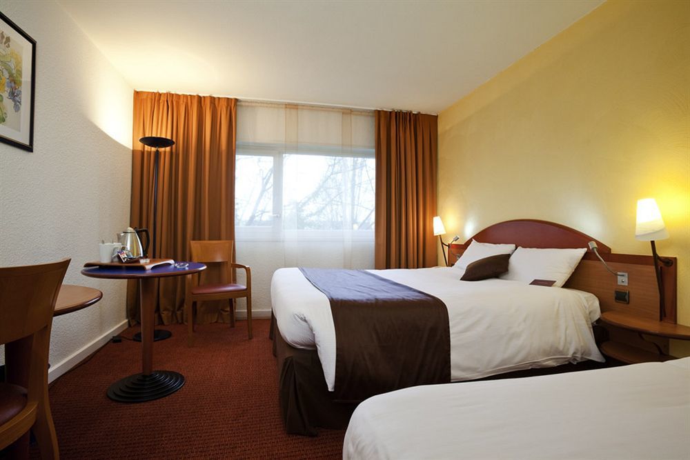 Mercure Paris Sud Les Ulis-Courtaboeuf Zewnętrze zdjęcie